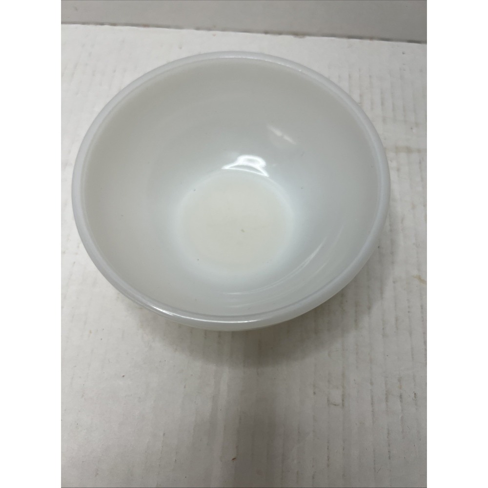 Vintage Anchor Hocking Glass Fire King White 5" Soup Cereal Chili Bowl Oven Safe